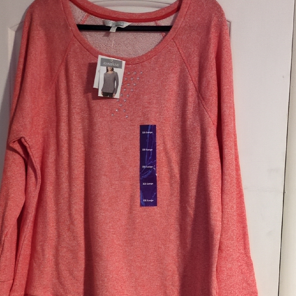Ellen Tracy Coral Women's Sweatshirt